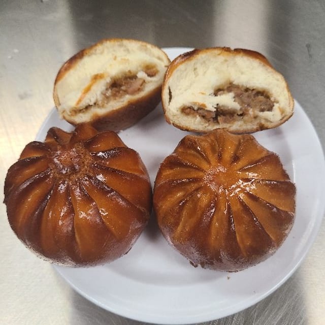 Fried Bbq Pork Bun (2pcs).